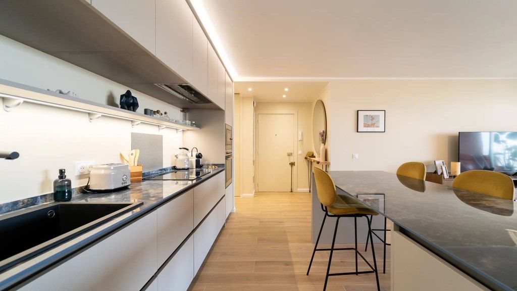 Appartement à louer, 83m², Nice