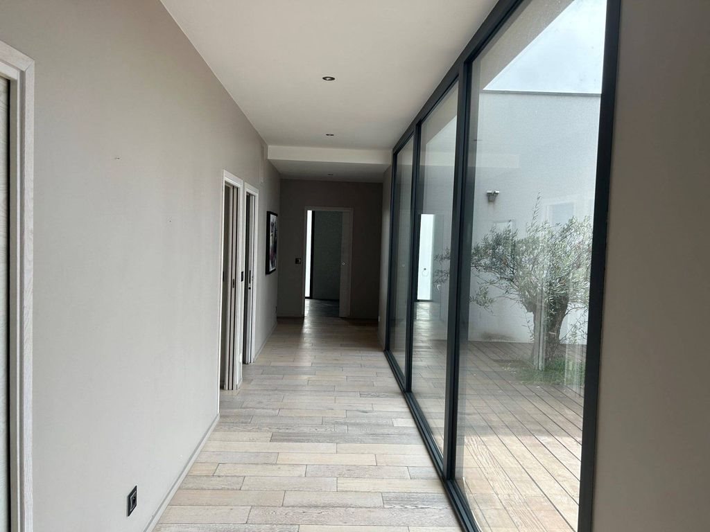 Maison à louer, 200m², Saint-Jean-Bonnefonds