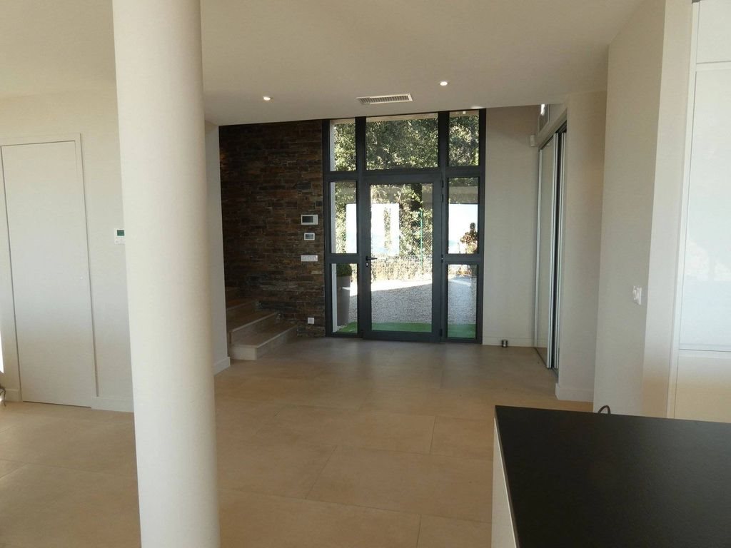 Maison à louer, 250m², Grasse
