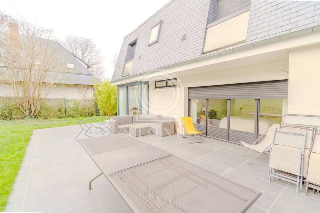 Maison à louer, 250m², Louveciennes