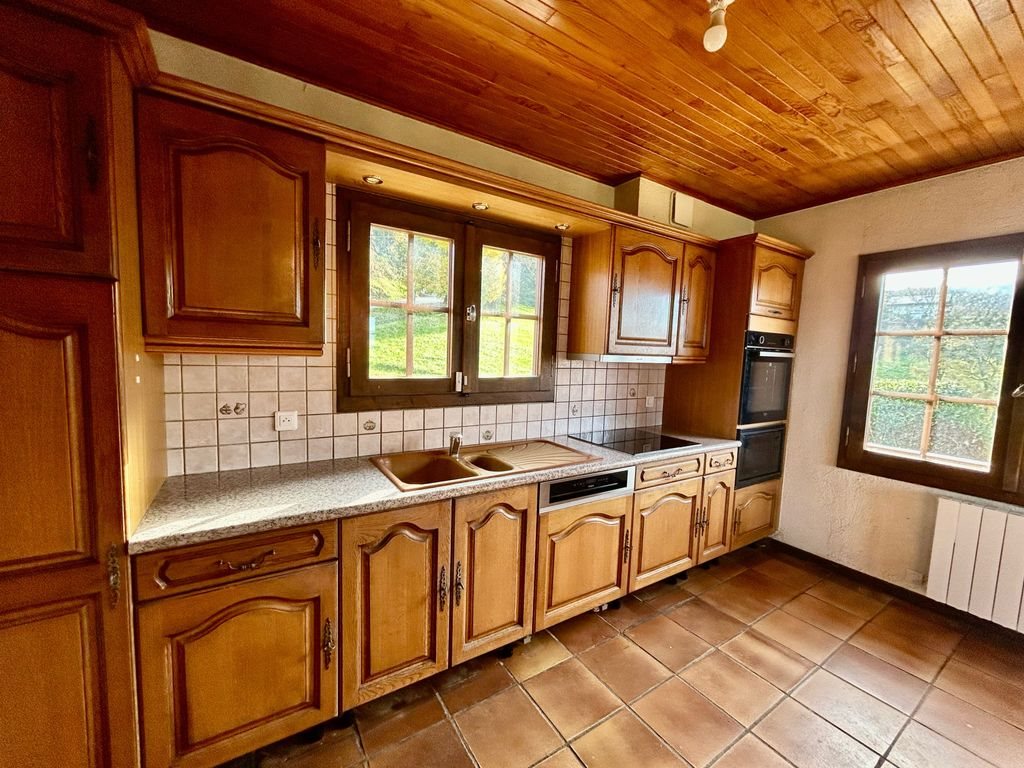 Maison à louer, 103m², Saint-Cergues