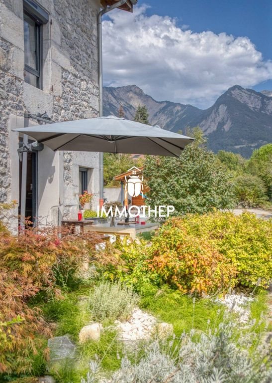 Maison à vendre, 192m², Saint-Ismier