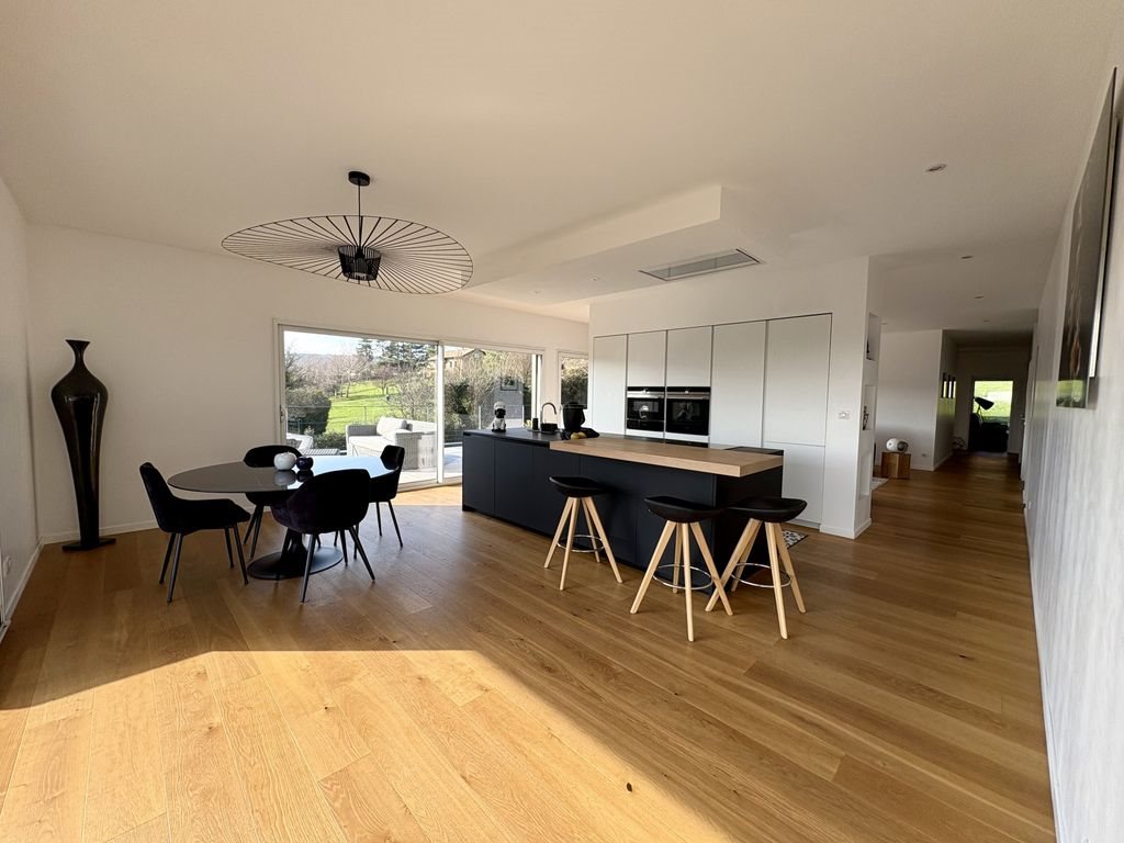 Maison à vendre, 170m², Poleymieux-au-Mont-d'Or