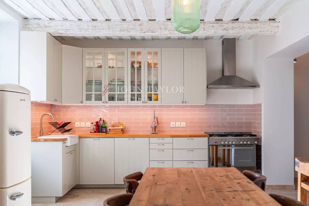 Maison à vendre, 203m², Pernes-les-Fontaines