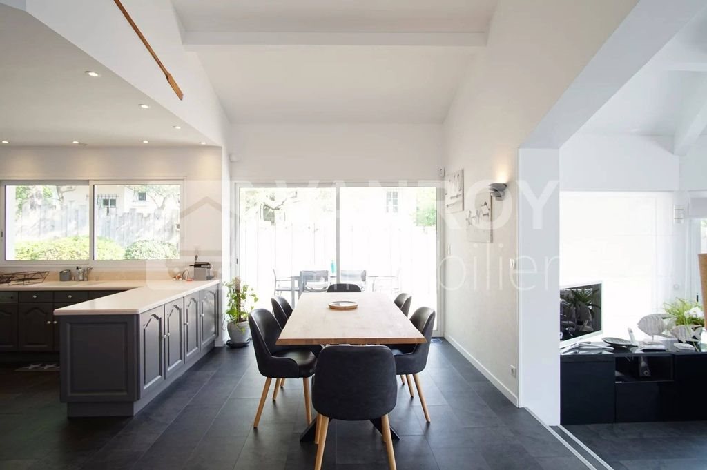 Maison à vendre, 134m², Arcachon