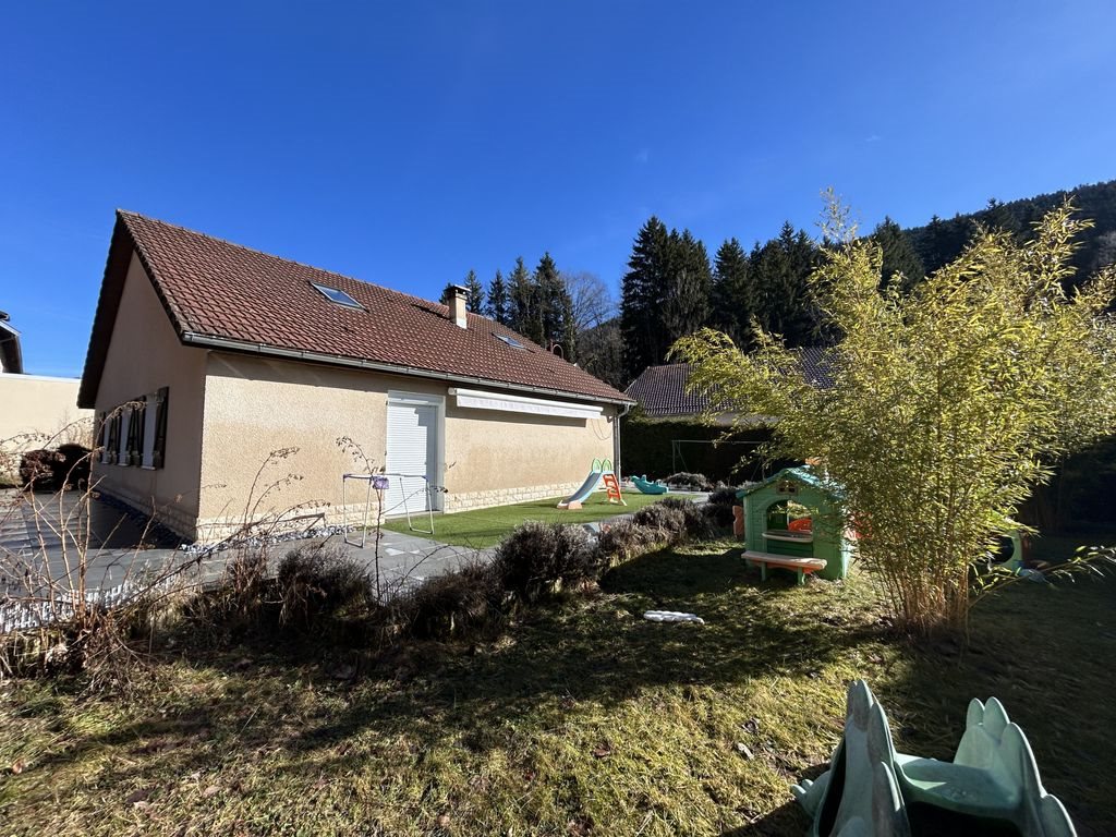 Maison à vendre, 140m², Jougne