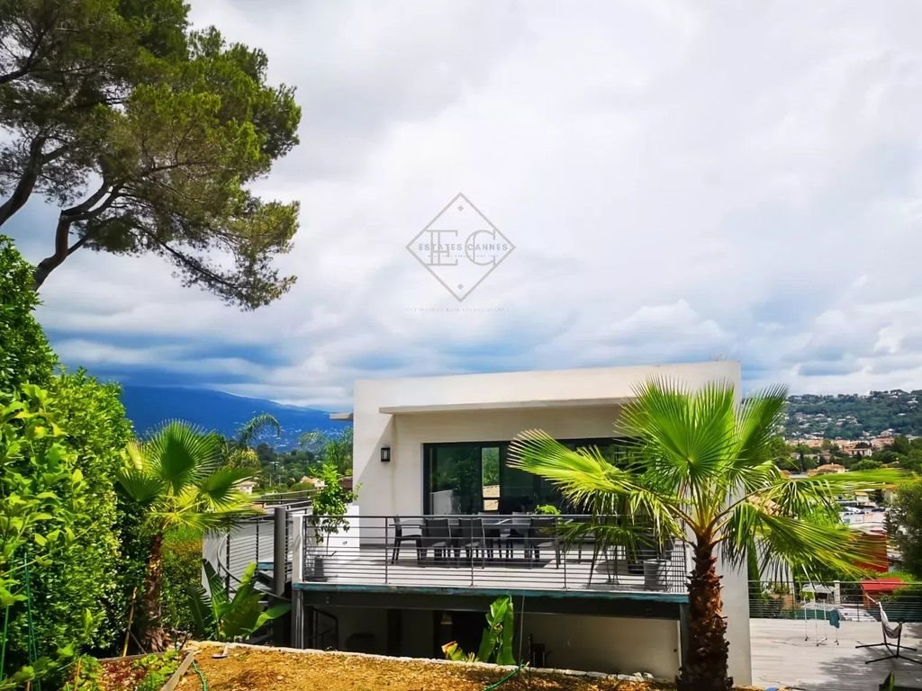 Maison à louer, 170m², Mougins