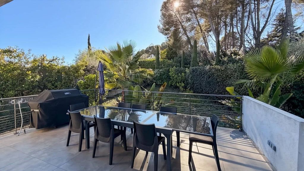 Maison à louer, 170m², Mougins