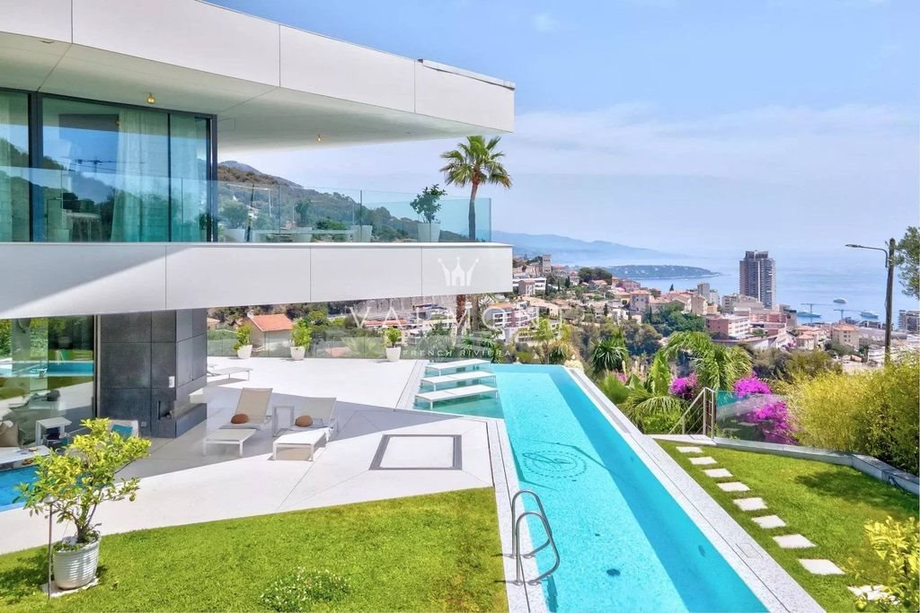 Maison à louer, 460m², Beausoleil