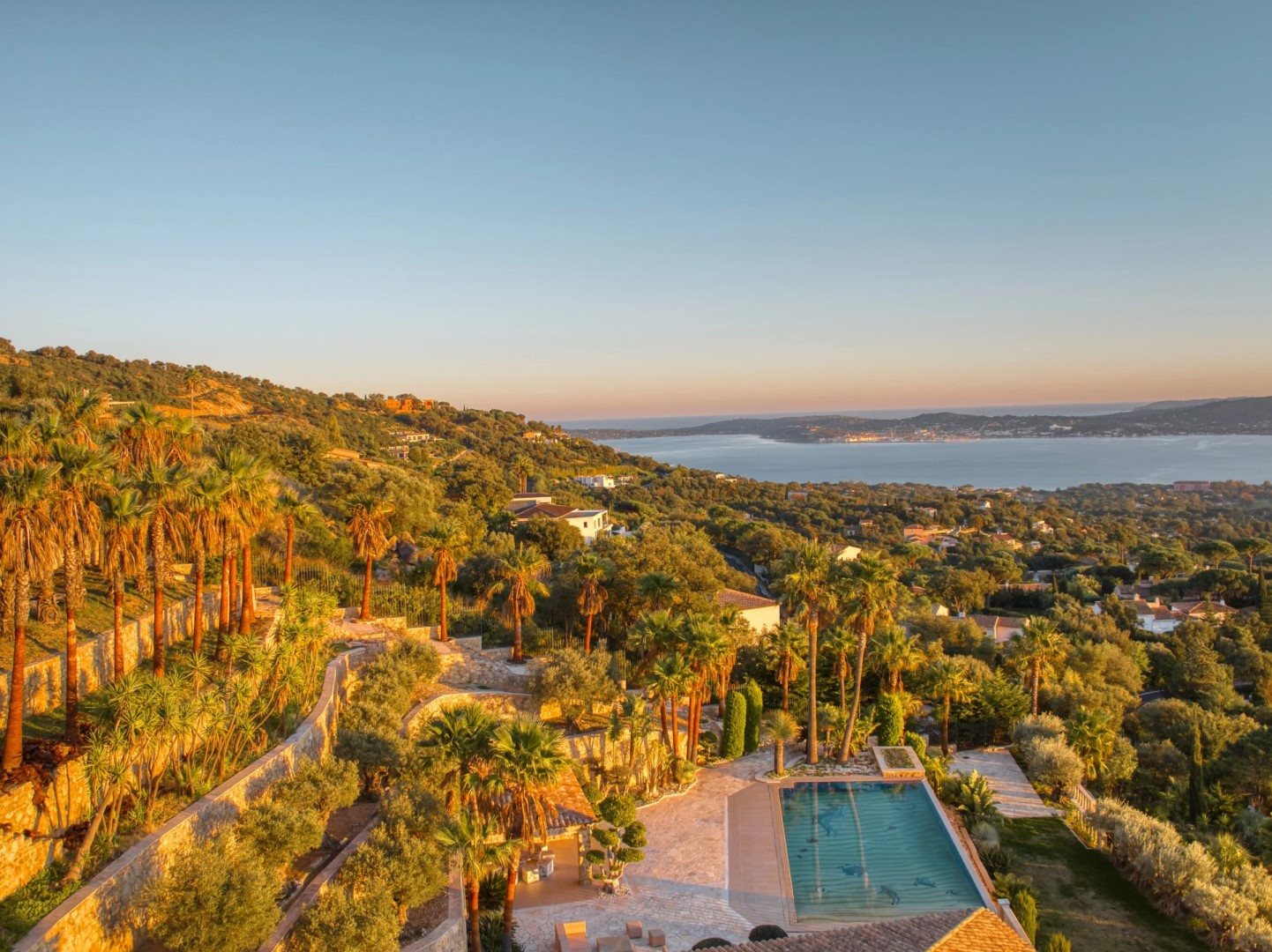 Maison à louer, 580m², Grimaud