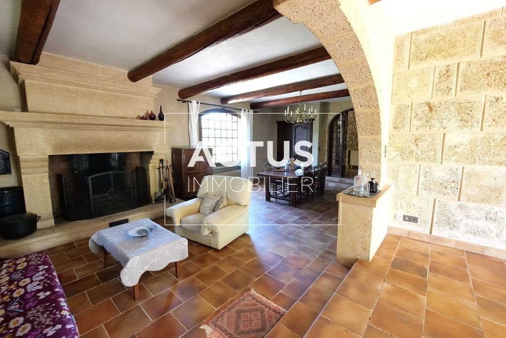 Maison à vendre, 237m², Cornillon-Confoux