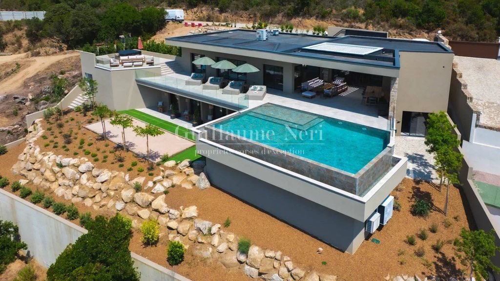 Maison à louer, 400m², Albitreccia