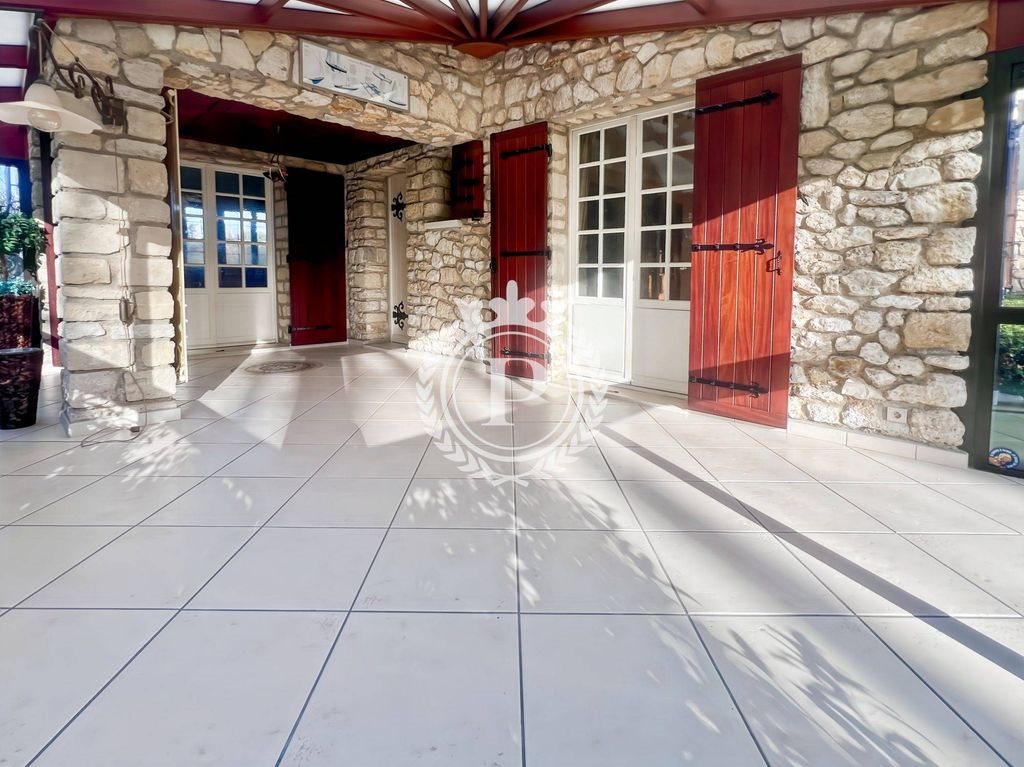 Maison à vendre, 176m², Thoiry