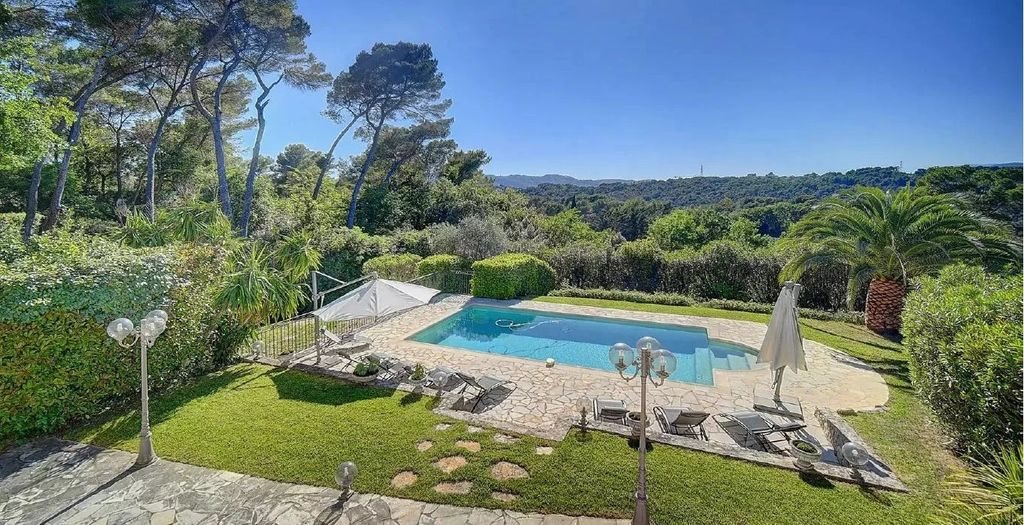 Maison à louer, 350m², Mougins