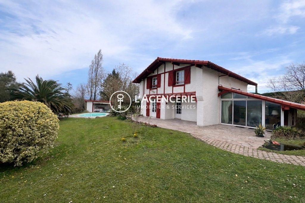 Maison à vendre, 133m², Espelette