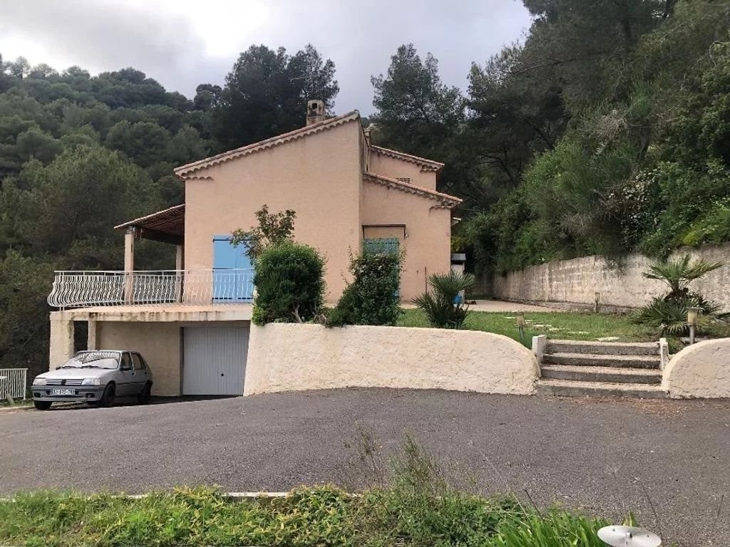 Maison à louer, 125m², Cantaron