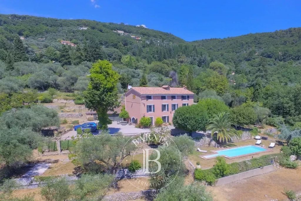 Maison à louer, 290m², Grasse