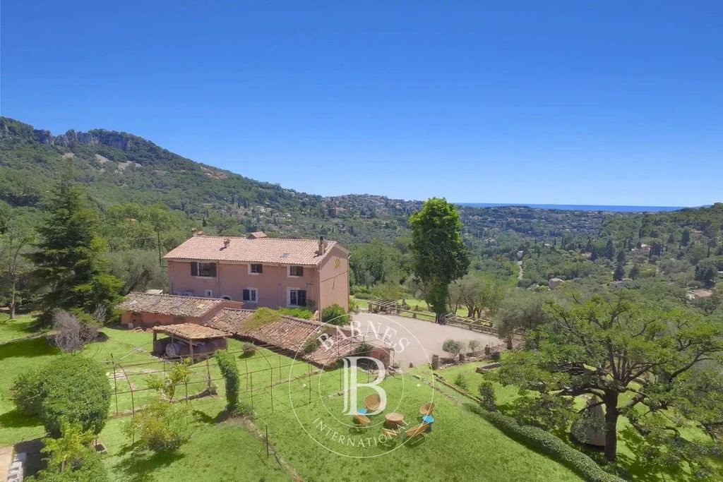 Maison à louer, 290m², Grasse