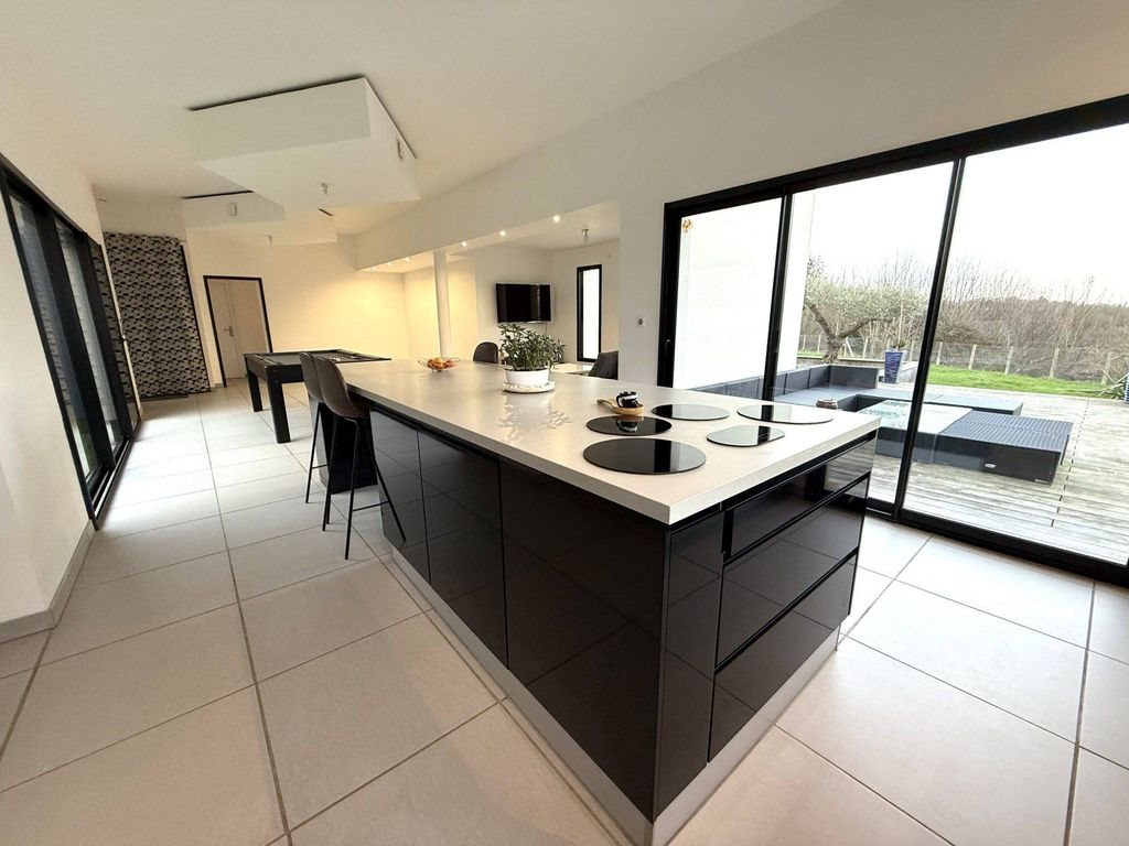 Maison à vendre, 142m², Rogerville