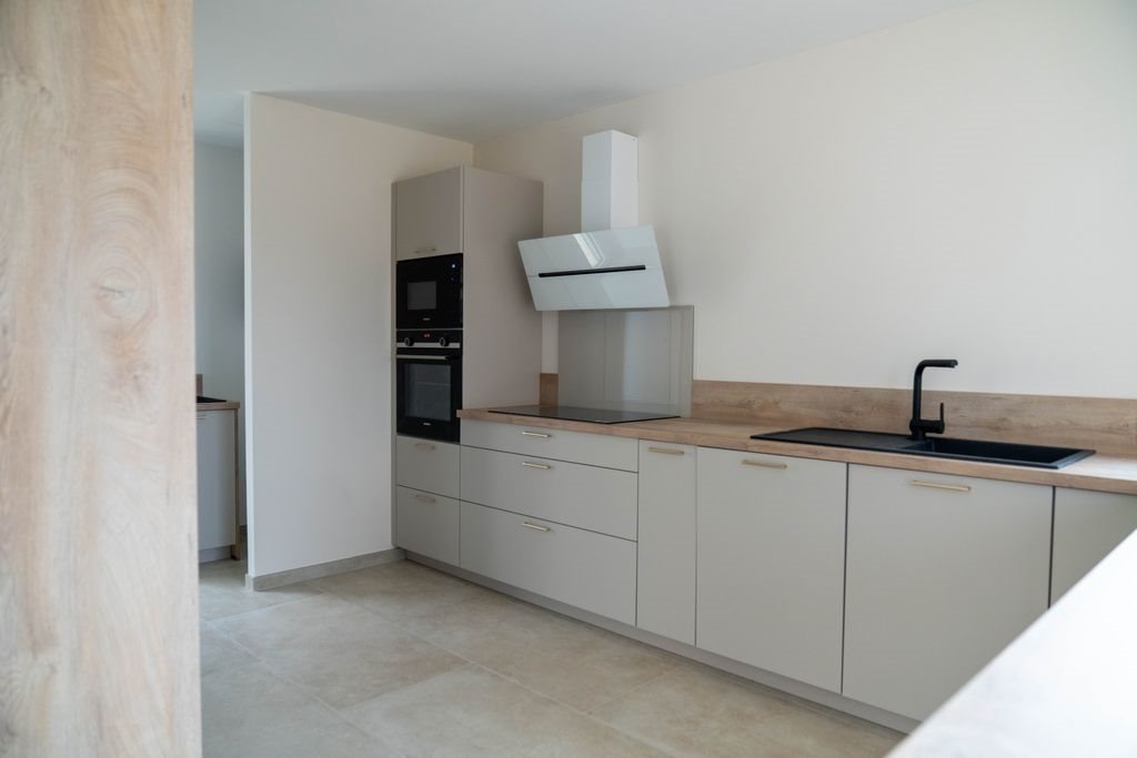 Maison à louer, 146m², Mallemort