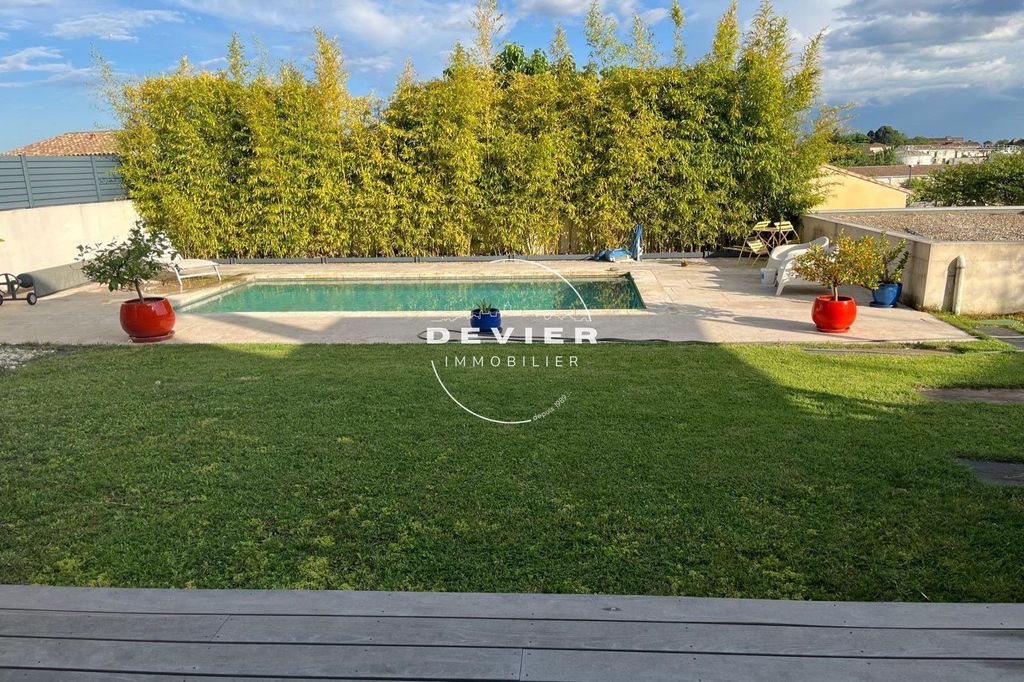 Maison à vendre, 170m², Saint-Geniès-des-Mourgues