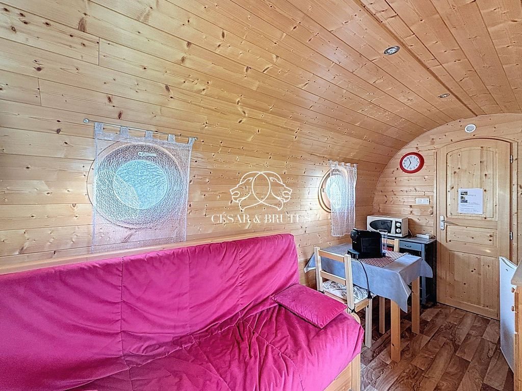 Maison à vendre, 400m², Pouilly-sous-Charlieu