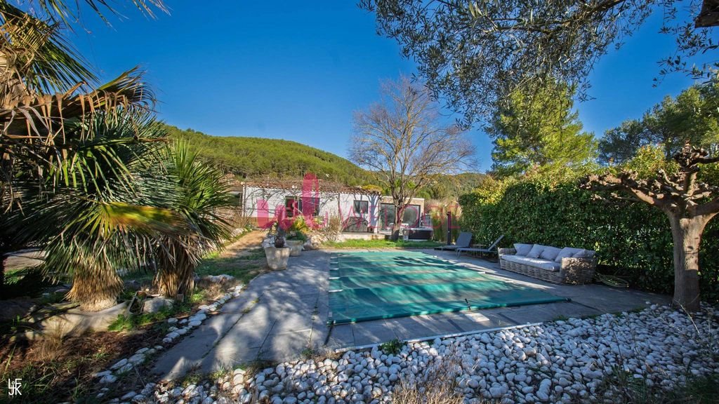 Maison à vendre, 127m², Cuges-les-Pins