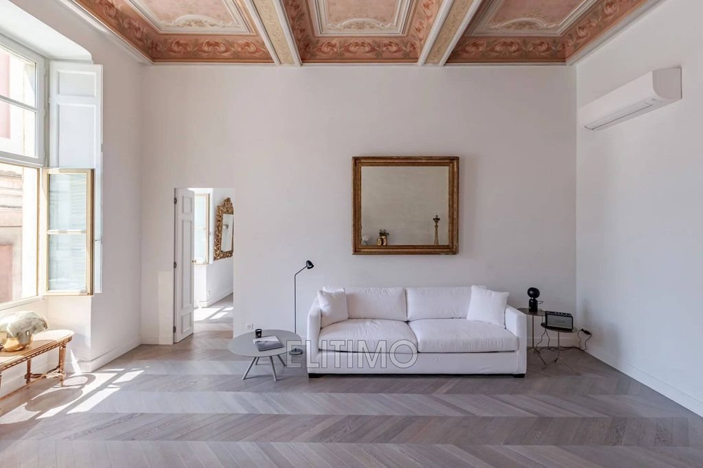 Appartement à louer, 63m², Nice