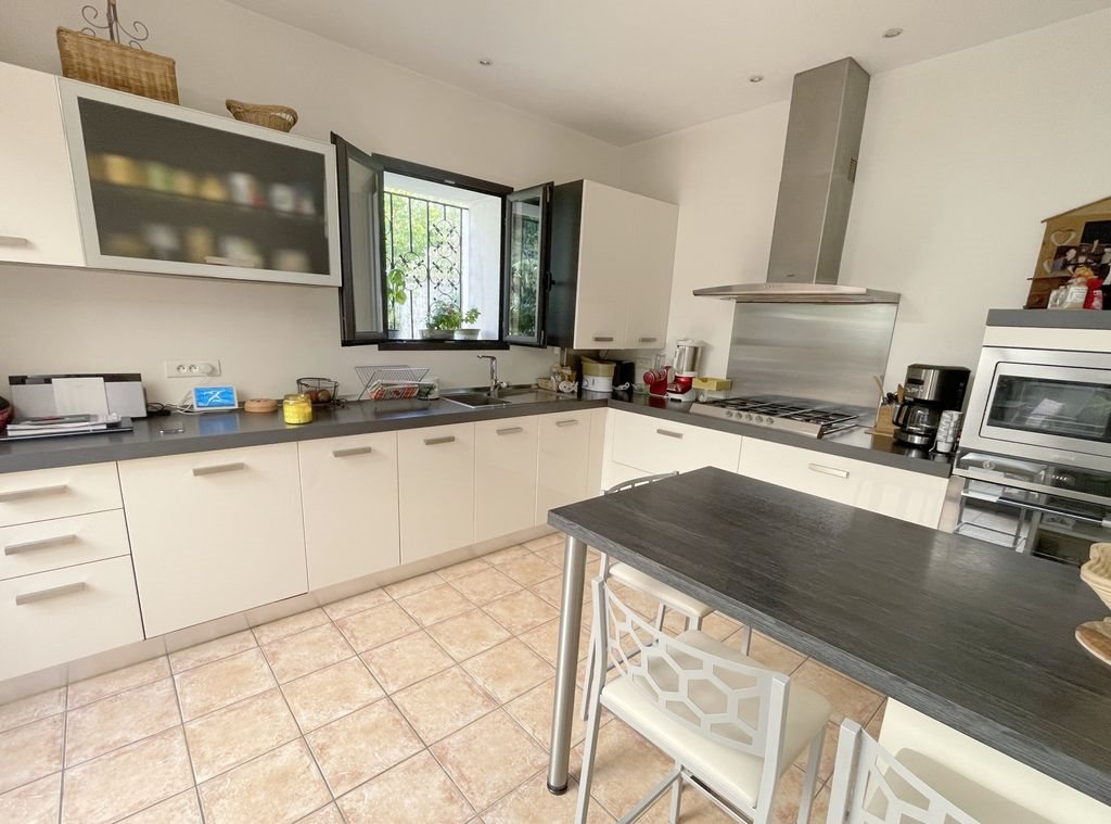 Appartement à vendre, 145m², Nîmes