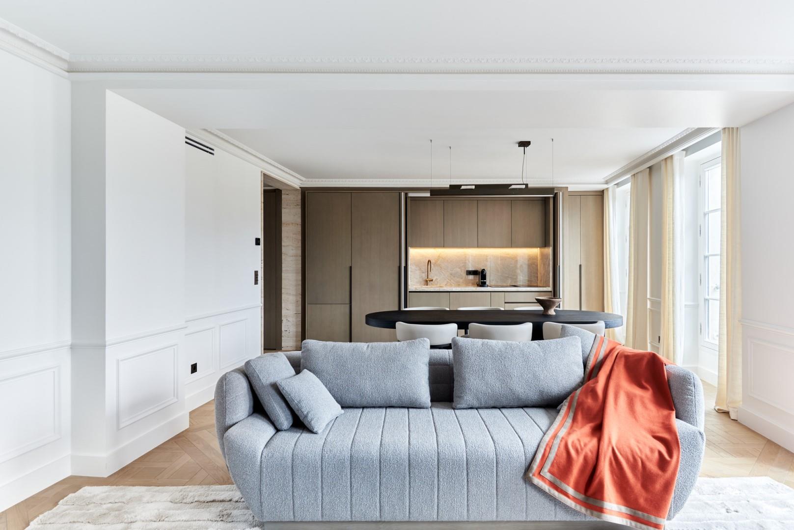 Appartement à louer, 75m², Paris 8ème