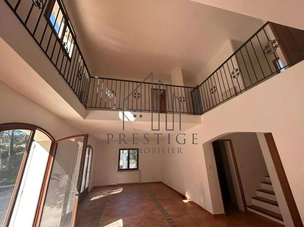 Maison à louer, 135m², La Seyne-sur-Mer