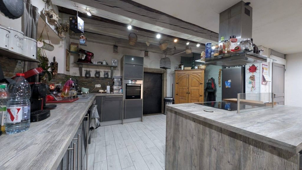 Maison à vendre, 239m², Rochejean