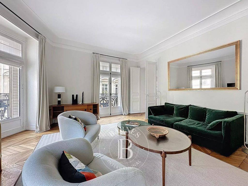 Appartement à louer, 201m², Paris 7ème
