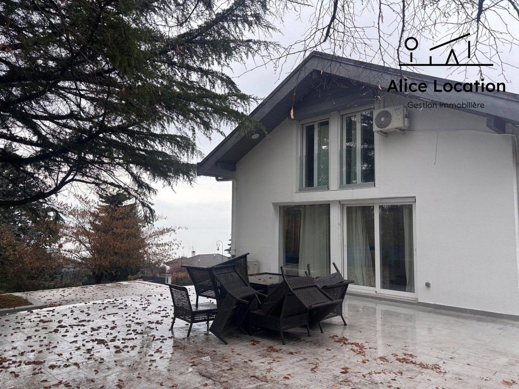 Maison à louer, 128m², Neuvecelle