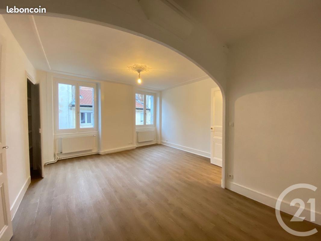 Appartement à louer, 86m², Saint-Etienne