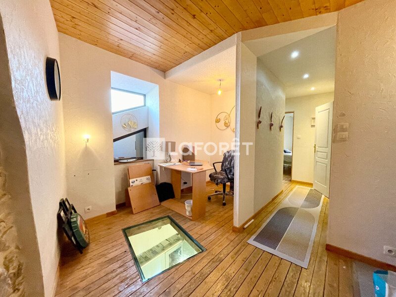 Maison à vendre, 154m², Ambierle