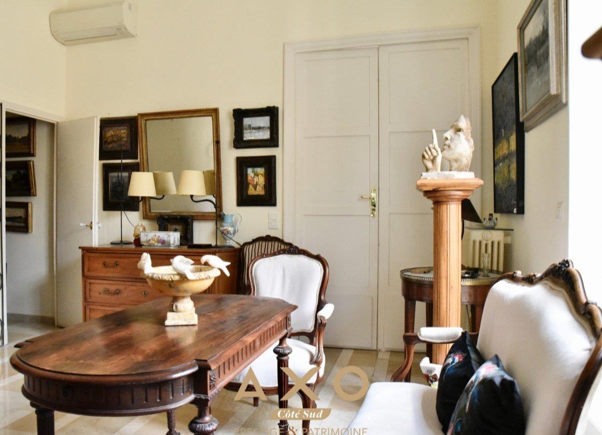 Appartement à vendre, 283m², Nîmes