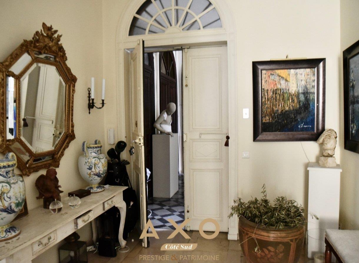 Appartement à vendre, 283m², Nîmes