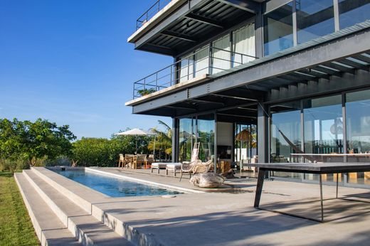 4 bedroom luxury House for sale in Placencia, Belize