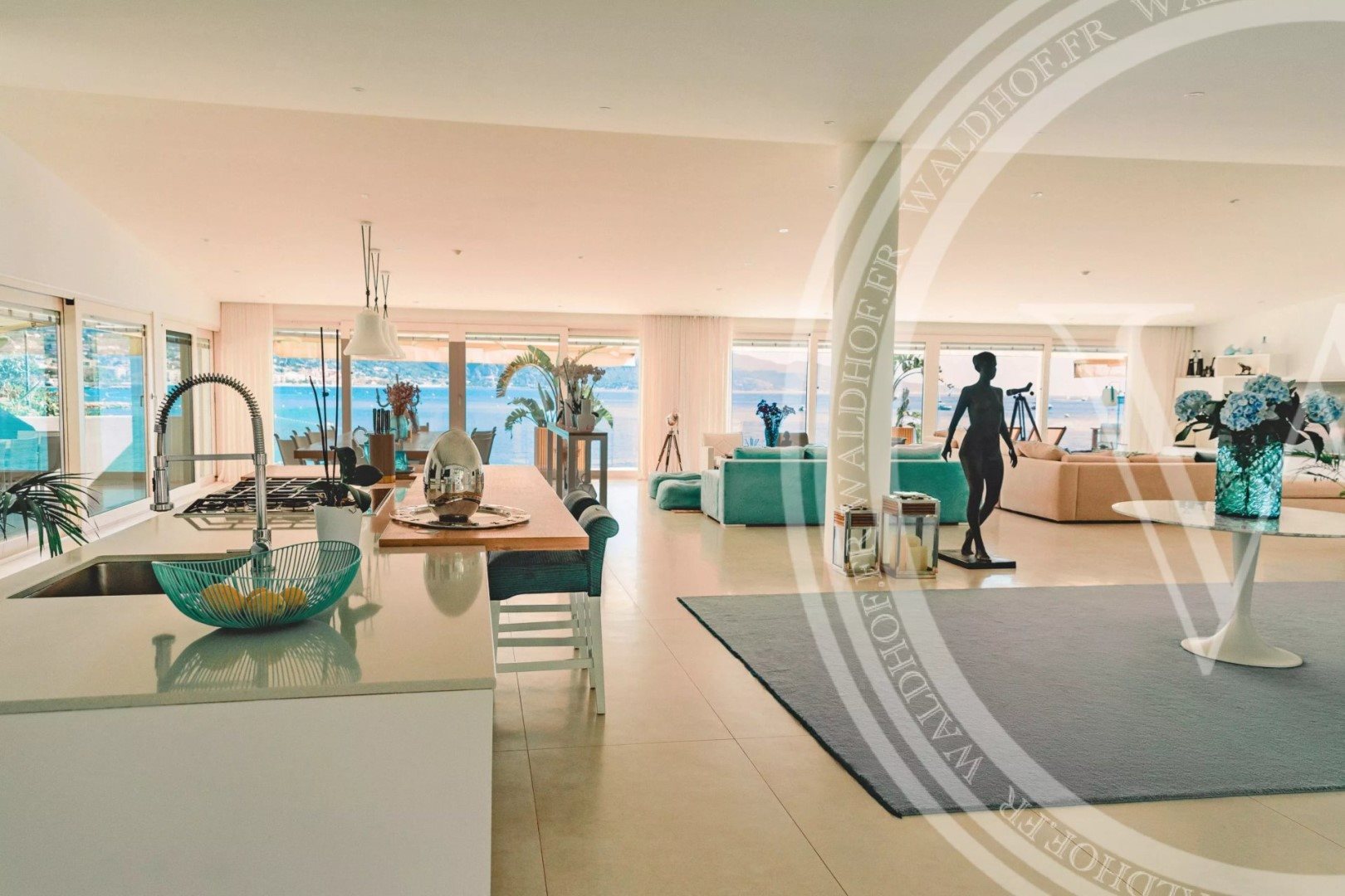 Maison à louer, 390m², Roquebrune-Cap-Martin