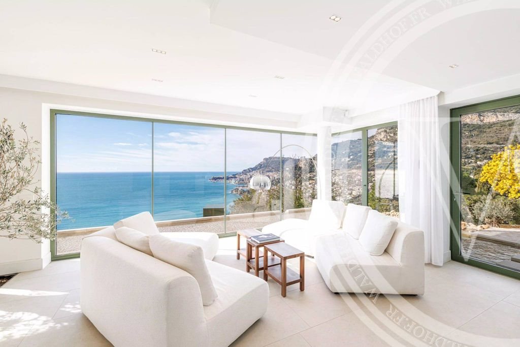 Maison à louer, 300m², Roquebrune-Cap-Martin