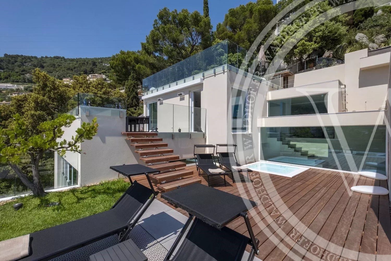 Maison à louer, 295m², Villefranche-sur-Mer