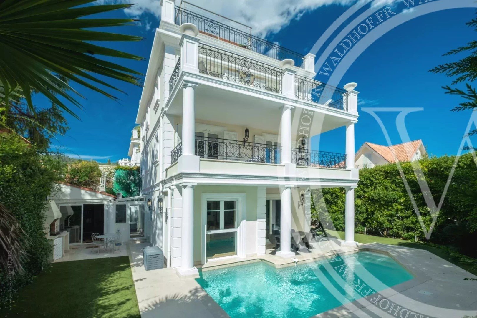 Maison à louer, 283m², Saint-Jean-Cap-Ferrat