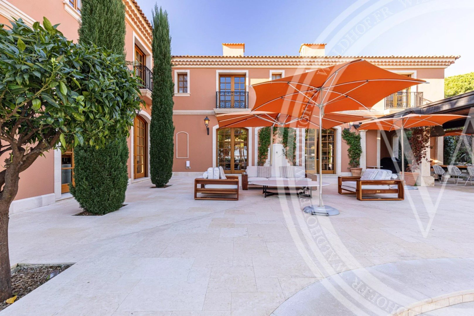 Maison à louer, 1150m², Saint-Jean-Cap-Ferrat