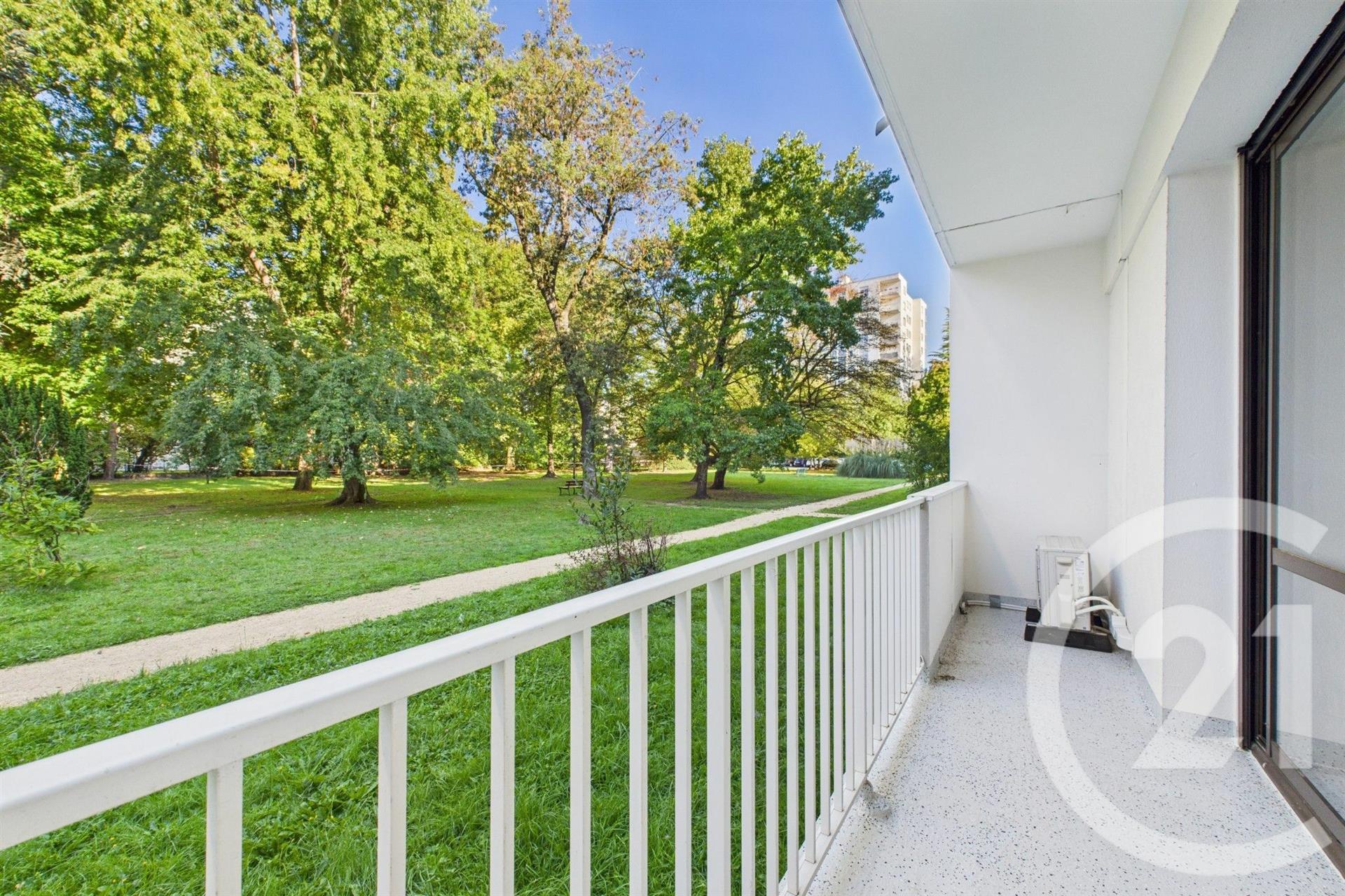 Appartement à louer, 87m², Bordeaux