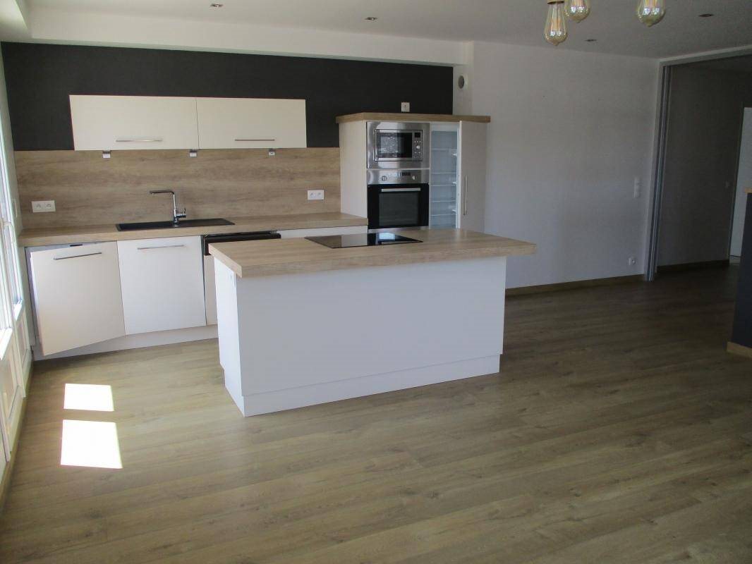 Appartement à louer, 97m², Ploudalmézeau