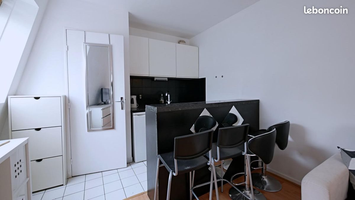 Appartement à louer, 23m², Paris 19ème