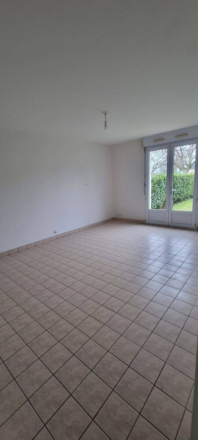 Maison à louer, 65m², Candé