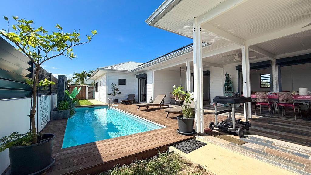 4 room luxury House for sale in Saint-François, Guadeloupe