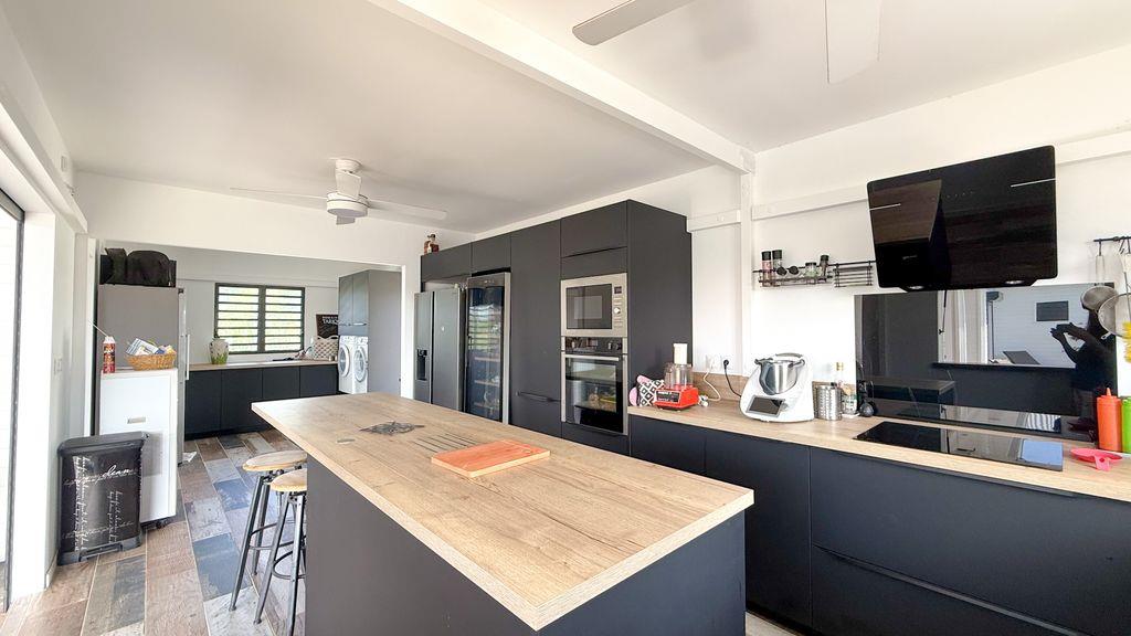 4 room luxury House for sale in Saint-François, Guadeloupe